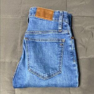 Madewell Curvy Cali Demi-Boot jeans. Size 0